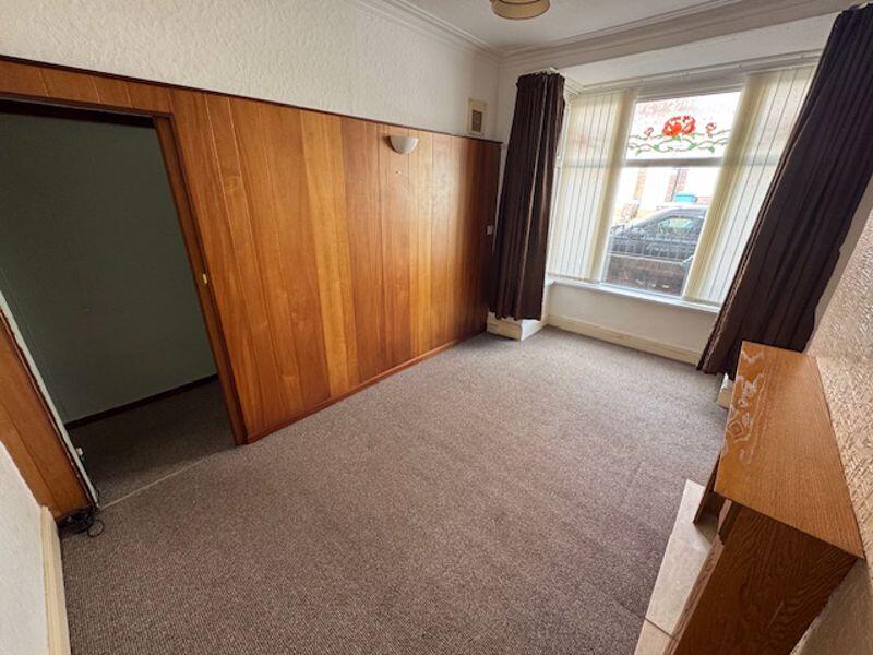 SITTING ROOM