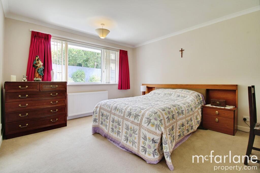 Bedroom &amp; En-suite