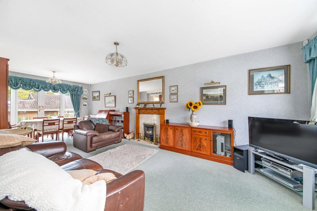 LIVING DINING ROOM