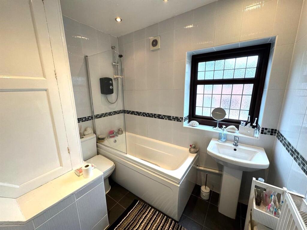 WhatsApp Image 2025-08-19 at 14.28.21 (4).jpeg