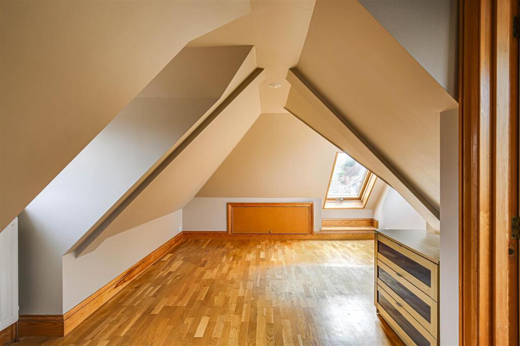 14 Attic bedroom.jpg