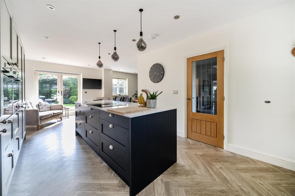 Sycamore House, 2 Mill Lane, Greens Norton (16).jp