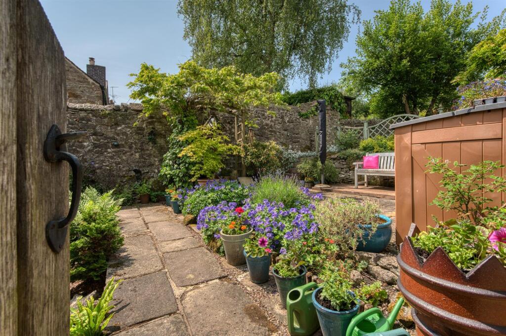 Rear Garden from side gate.jpg