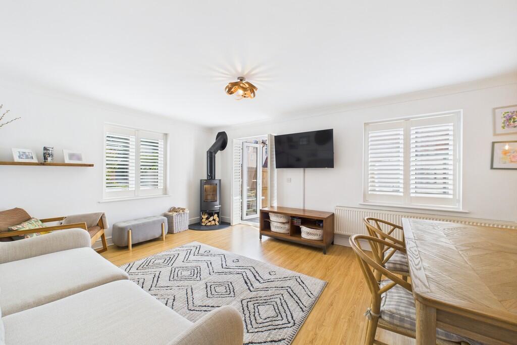 CAM01689G0-PR0474...