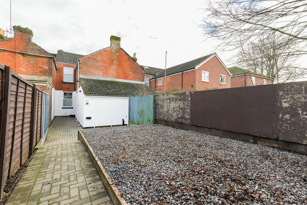 45 Twyford Road-27.jpg