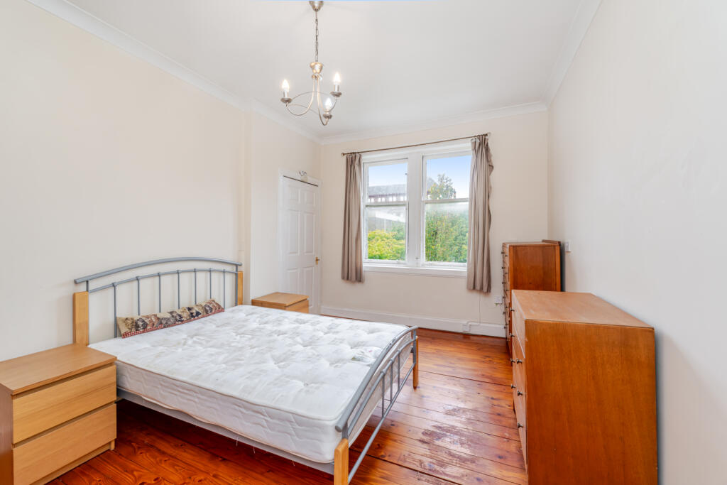 Flat3-2,2KennowayDr-16