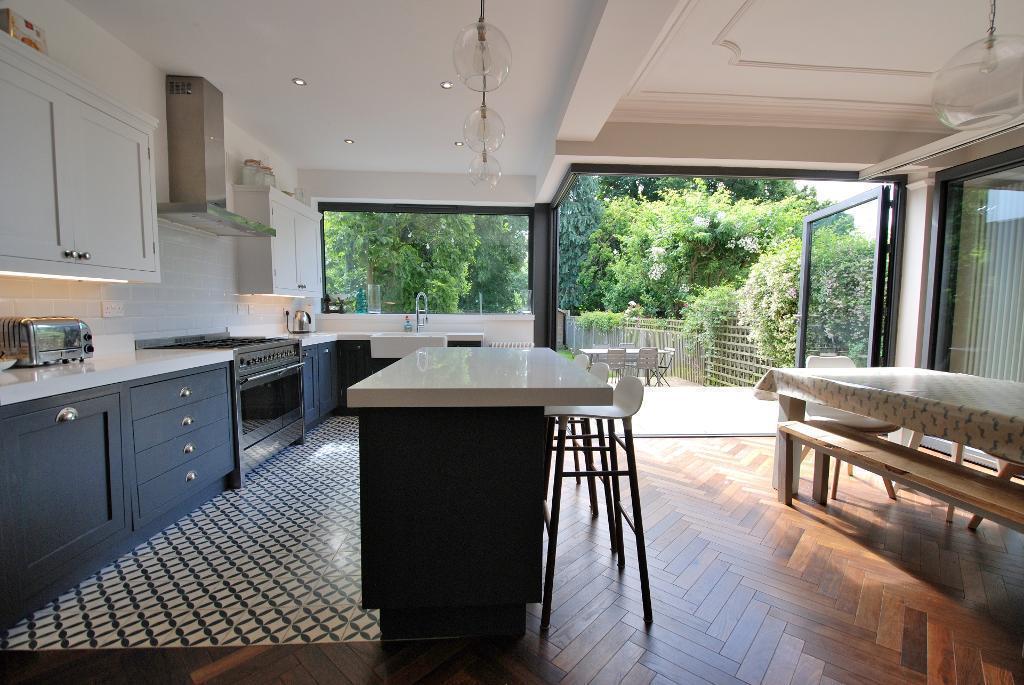 Elers Road, Ealing, London, W13 9QD