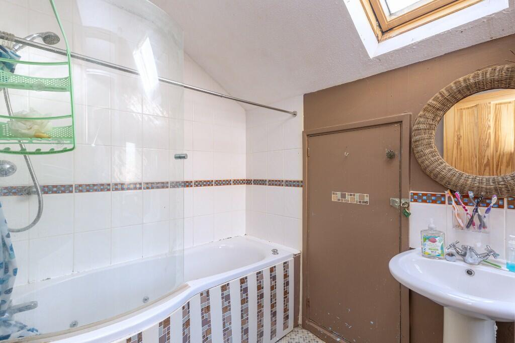 Family bathroom