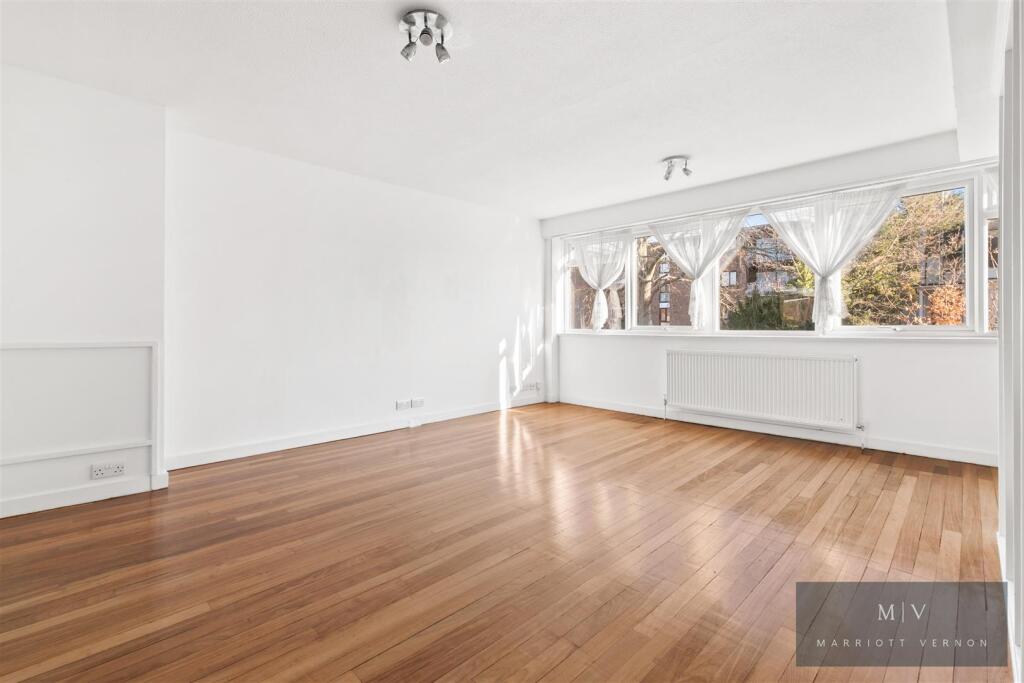 Brownlow Road 20 MV-4.jpg