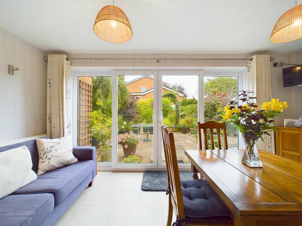 Dining area onto rear garden