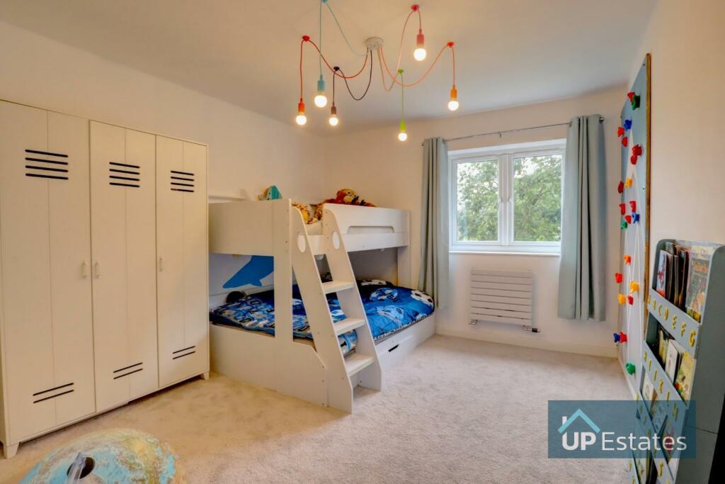 Rear Bedroom.jpg