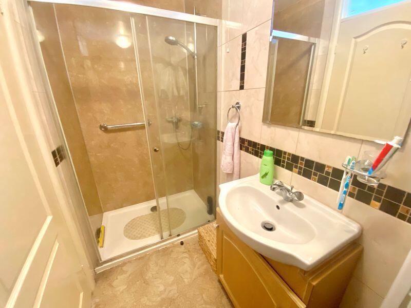Ensuite Shower Room