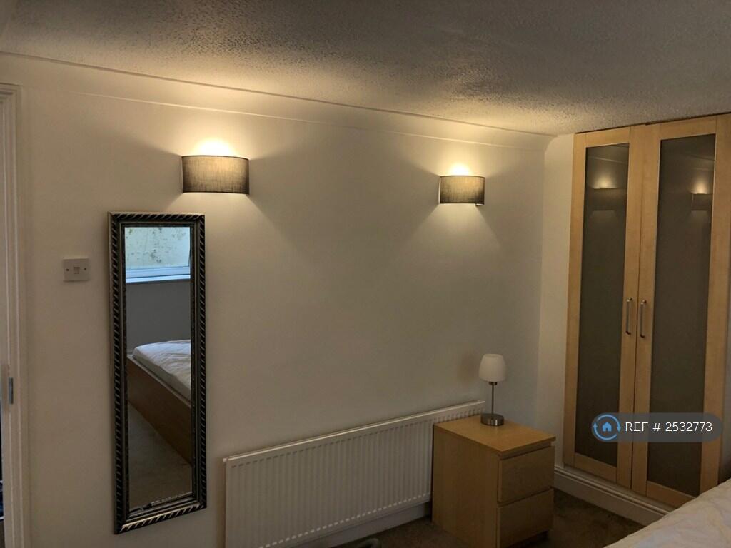 Marlborough Rd - Lower Ground 3