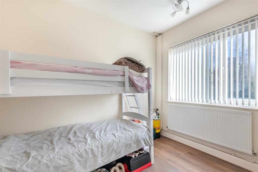 8584800-interior08.jpg