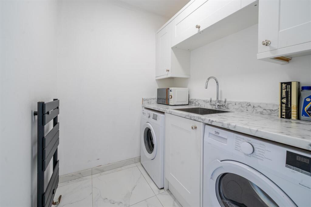 Annesley, Plum Park Lane, Paulerspury (11).JPG