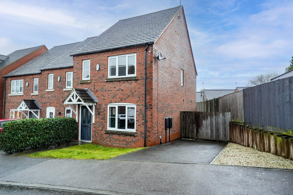 Lakeshore Crescent, Whitwick, Coalville, Leicestershire