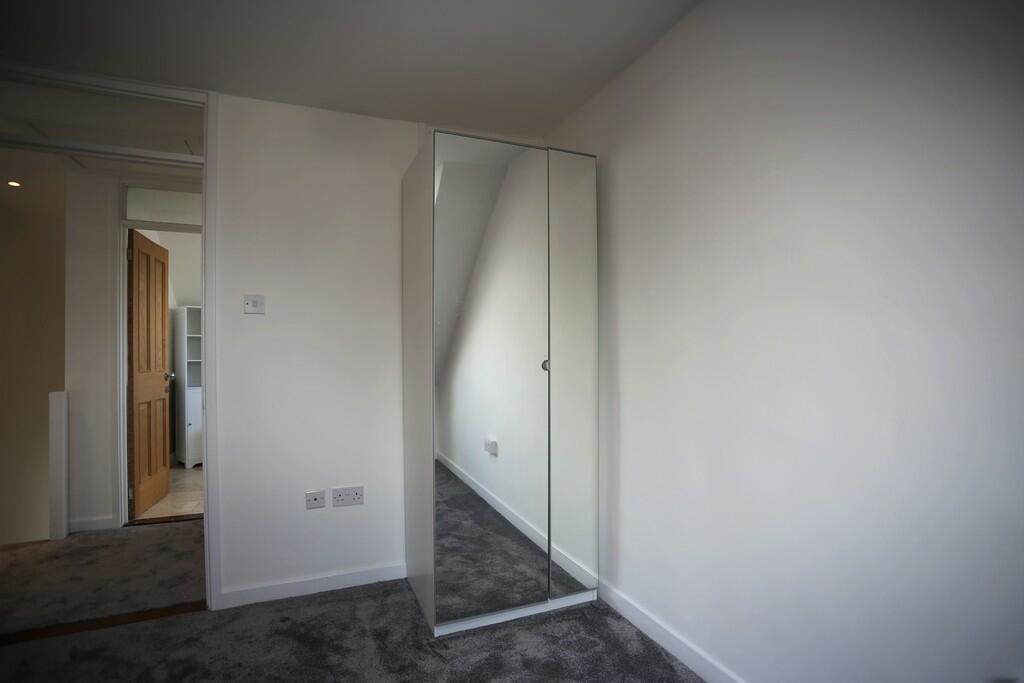 Bedroom 3 wardrob...