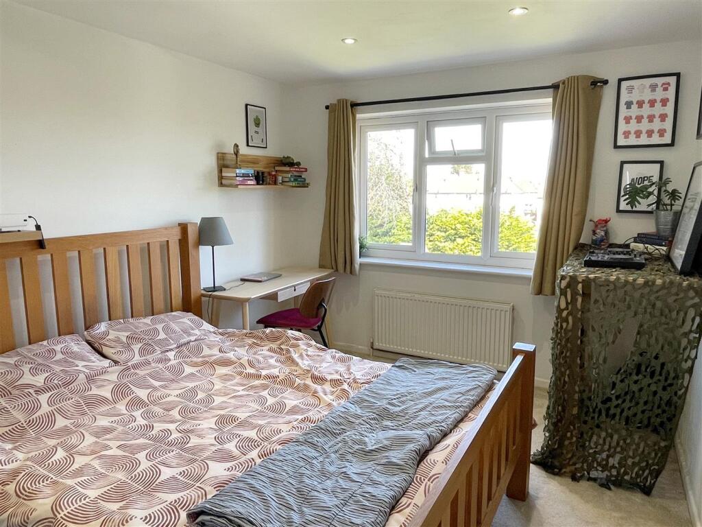 Bed 2.JPG