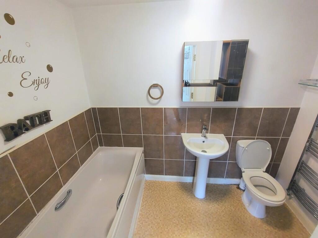 519a4b56-8d09-4a0...