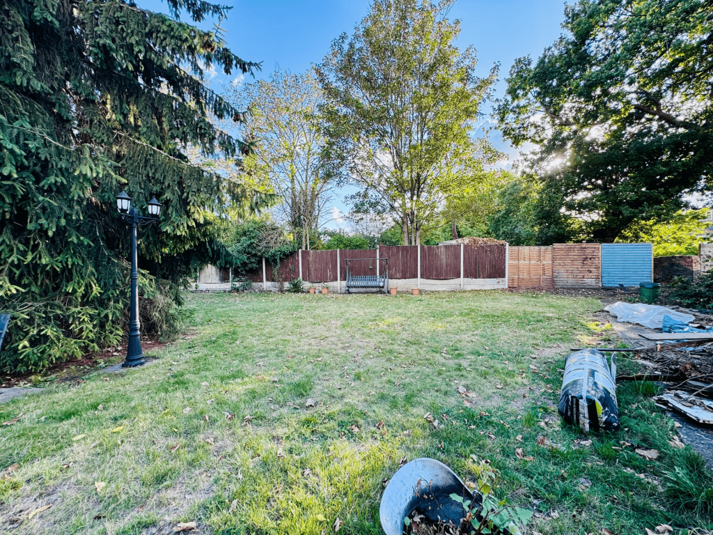 GARDEN ONE
