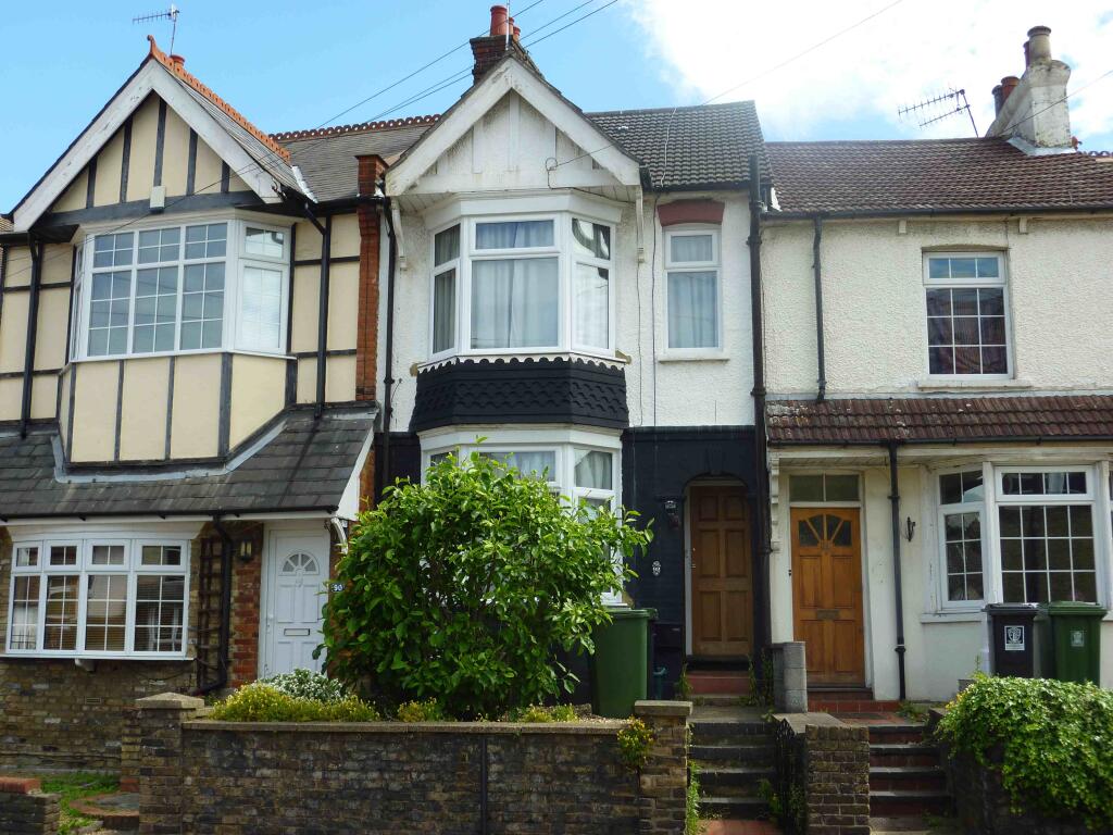 OXHEY VILLAGE, Pinner Road