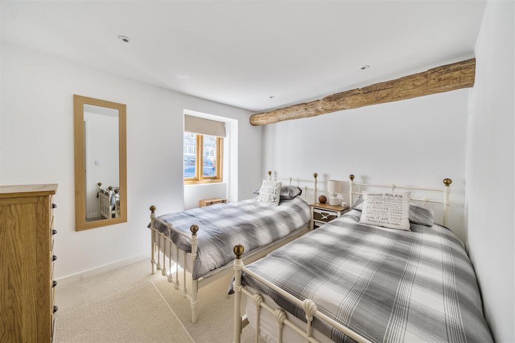 East Barn Bed 2..jpg