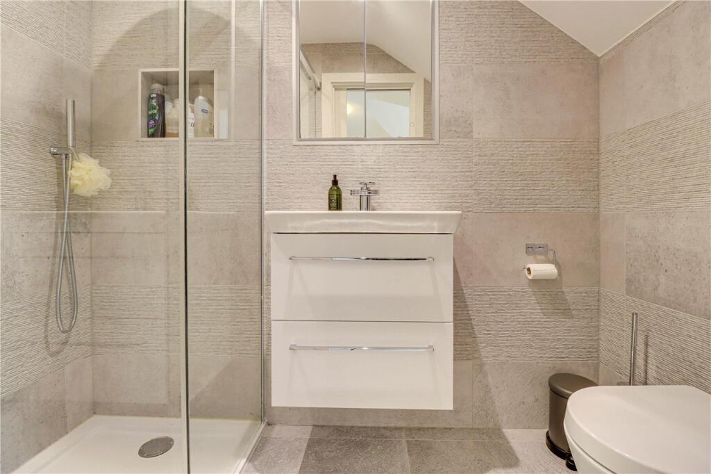 Ensuite