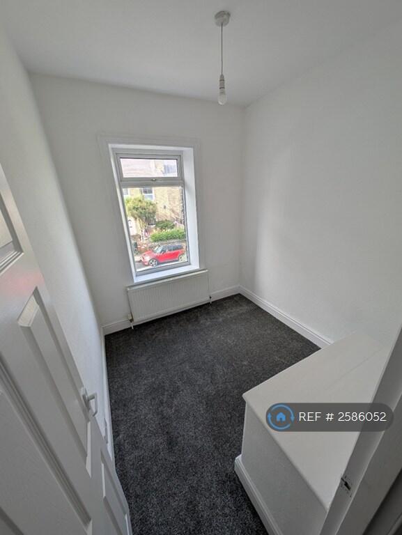 Small Bedroom/Office