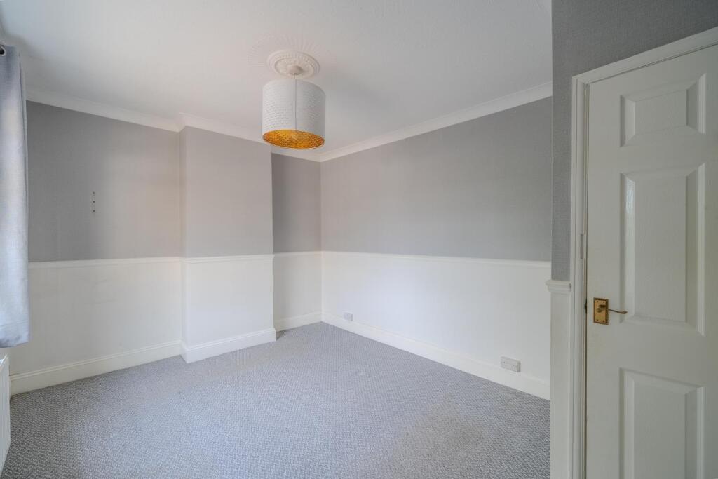 120 Sunnybank Rd-6.jpg