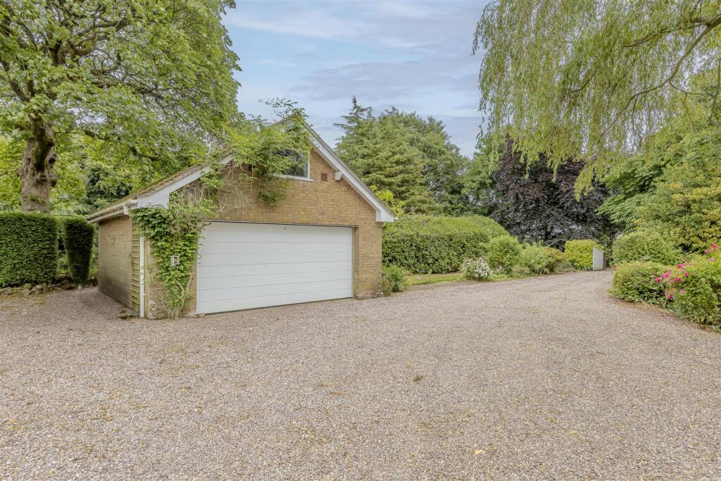 Double Garage