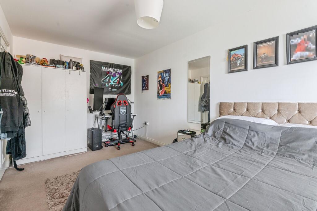 32a19134de46f011877a000d3a7f87b0