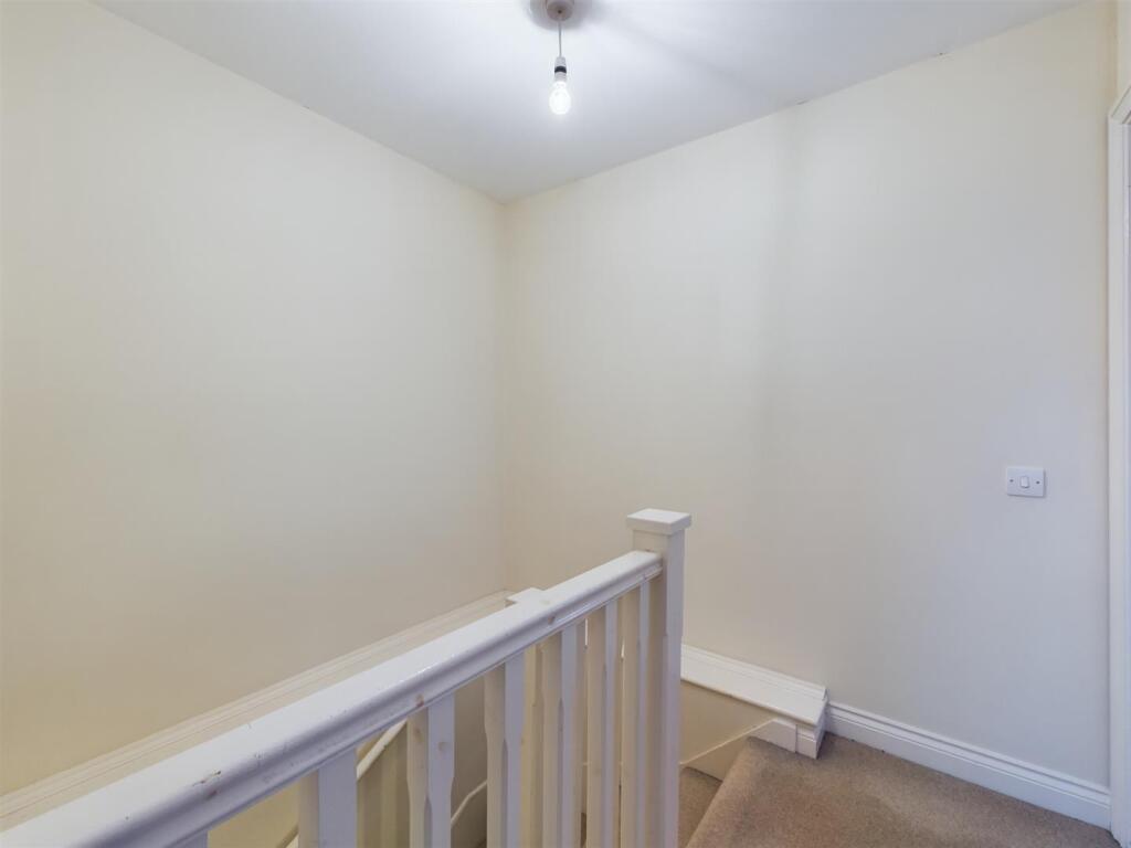 CAM02319G0-PR0051-ST