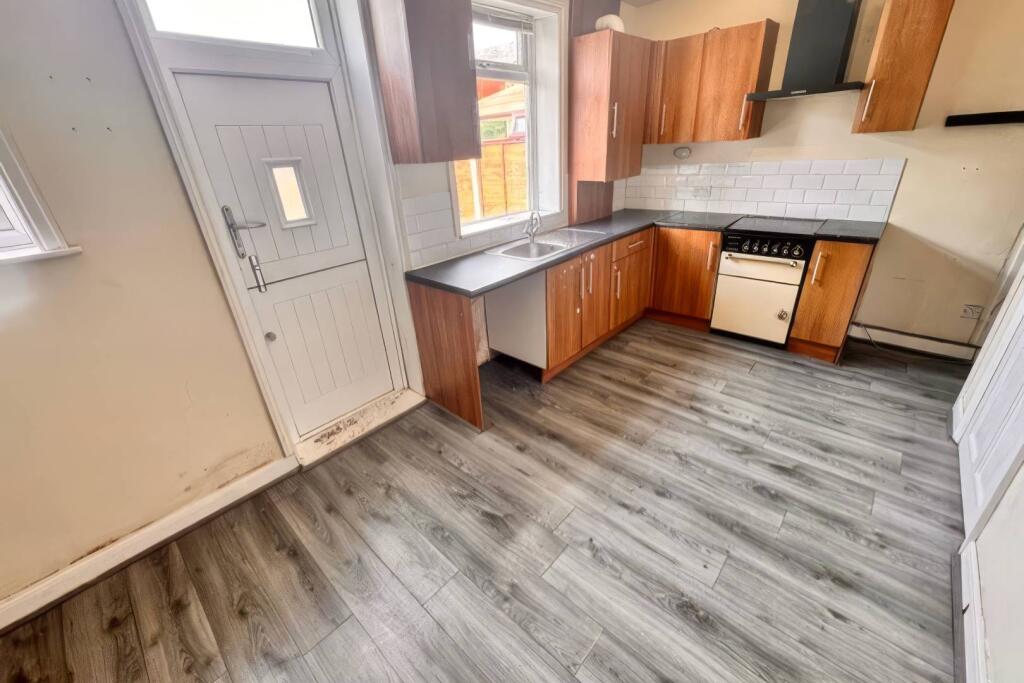 4, Garstang Avenue,, Bolton, Greater Manchester,, BL2 6JN