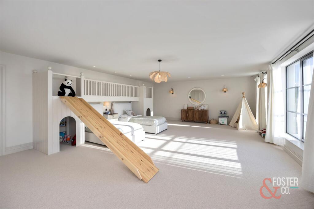 Hill Brow, 27-032.jpg