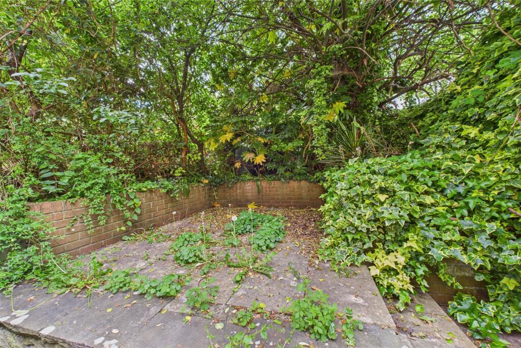 9 Christina Terrace, Hotwells, Bristol BS8 4QB | P