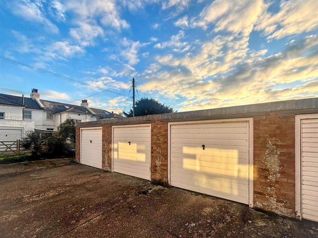 PHOTO-2025-11-20-16-07-15 (2).jpg