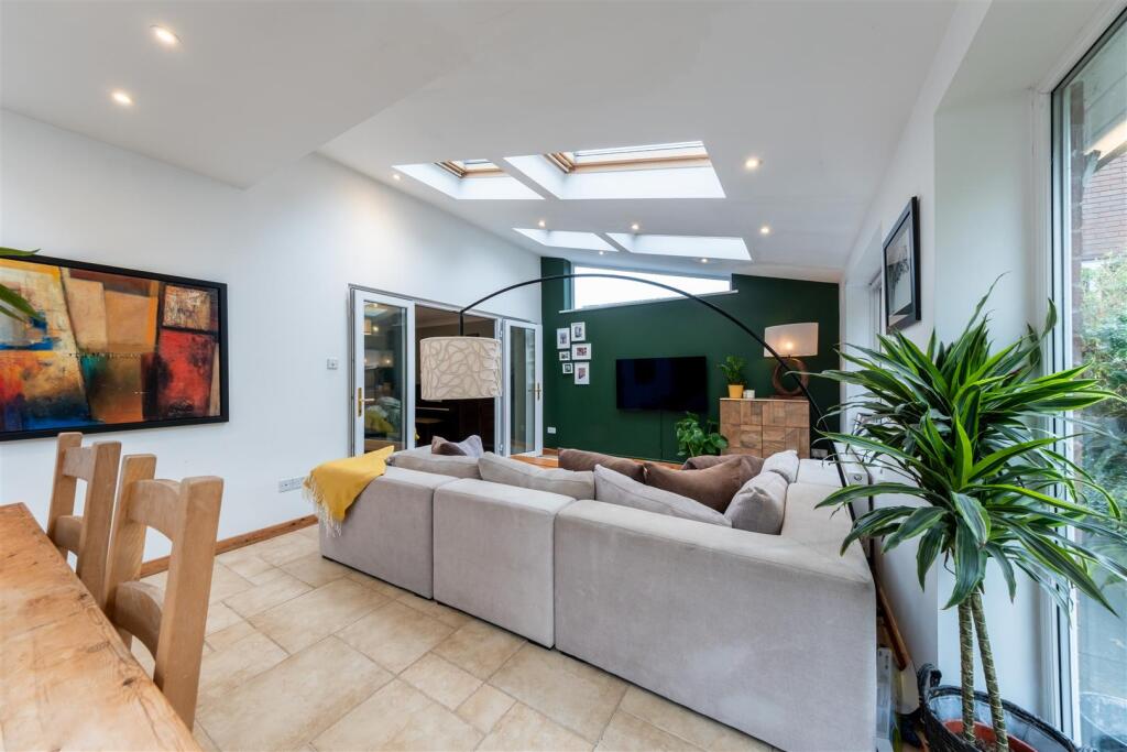 25 Walkers Lane-007.jpg