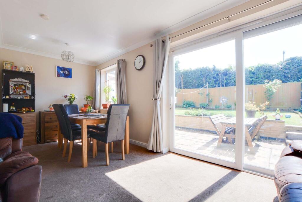 L Shaped Lounge Dining Room