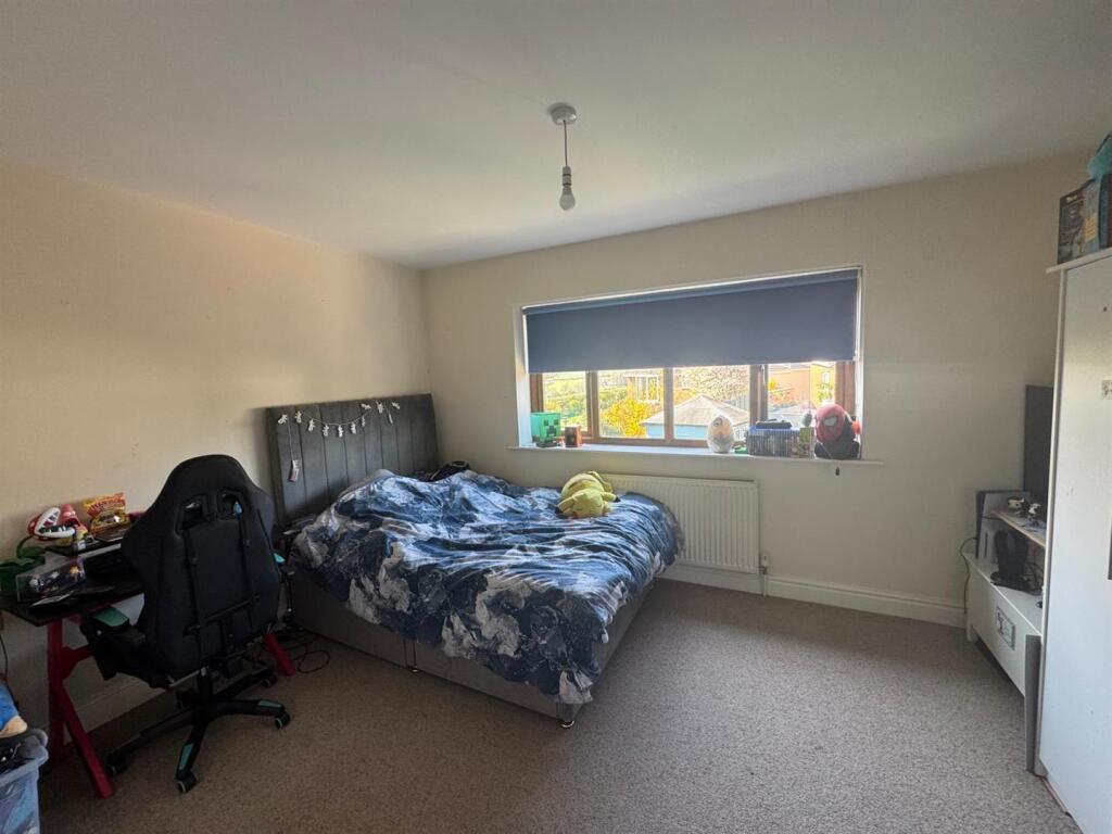 Double Bedroom 2