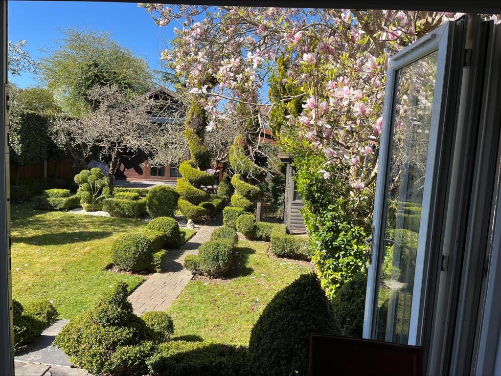 GARDEN