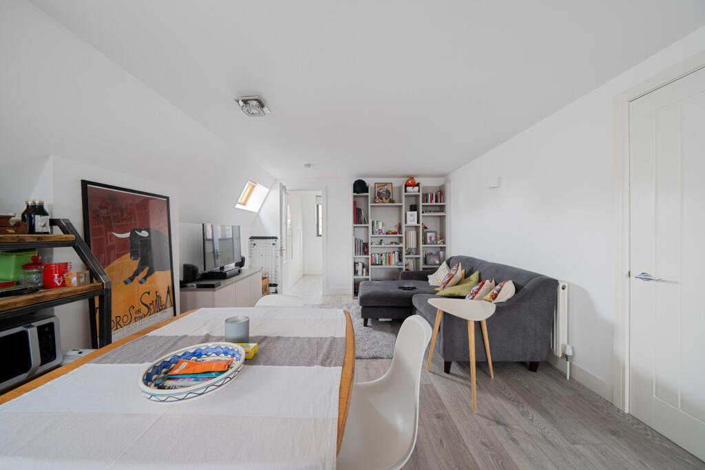 1300586-15-684187...