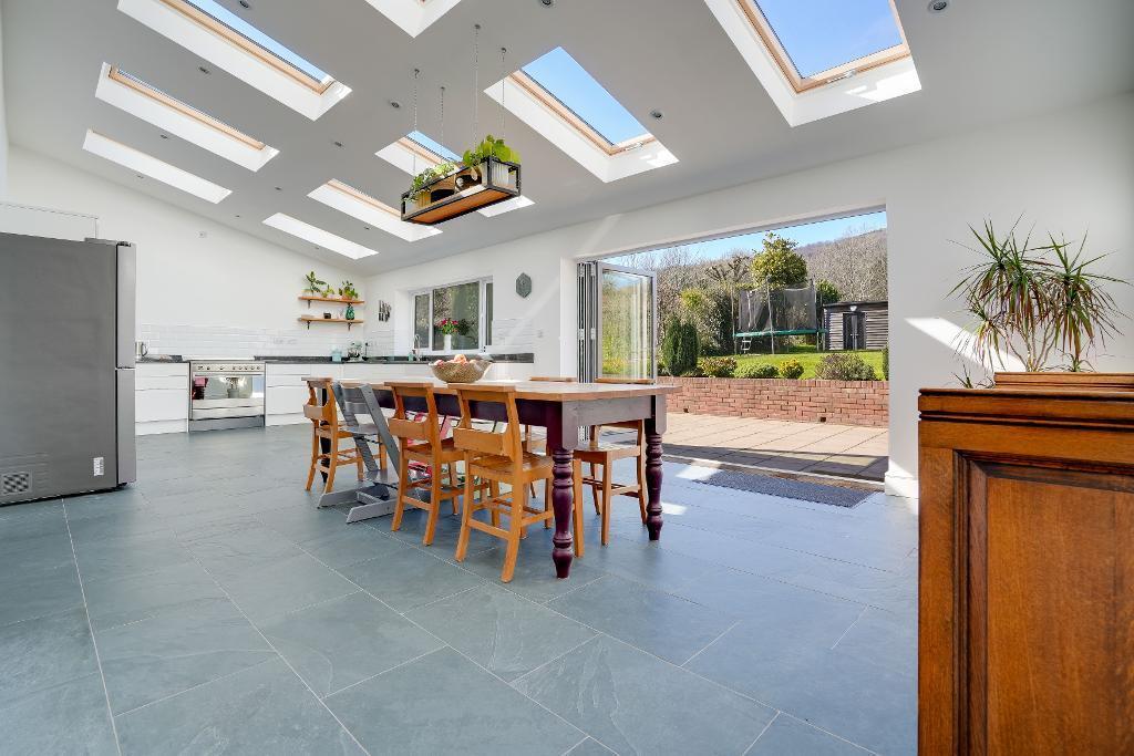 Fabulous, sun filled kitchen