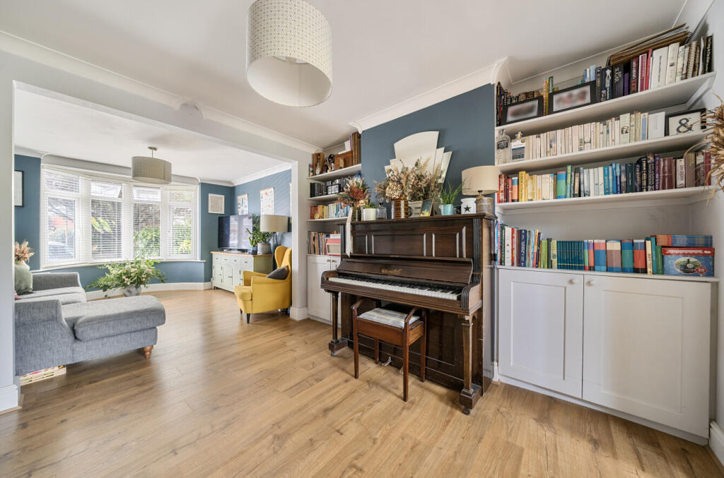 1319046368668b63b30b3