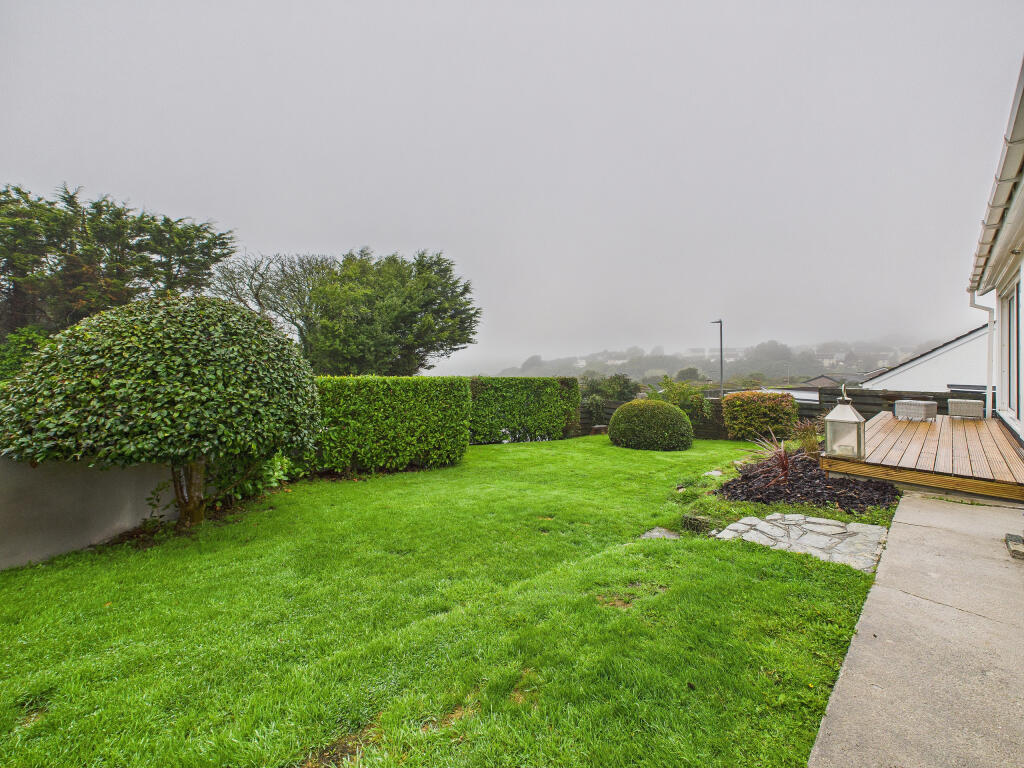 CAM05627G0-PR0019-STILL034