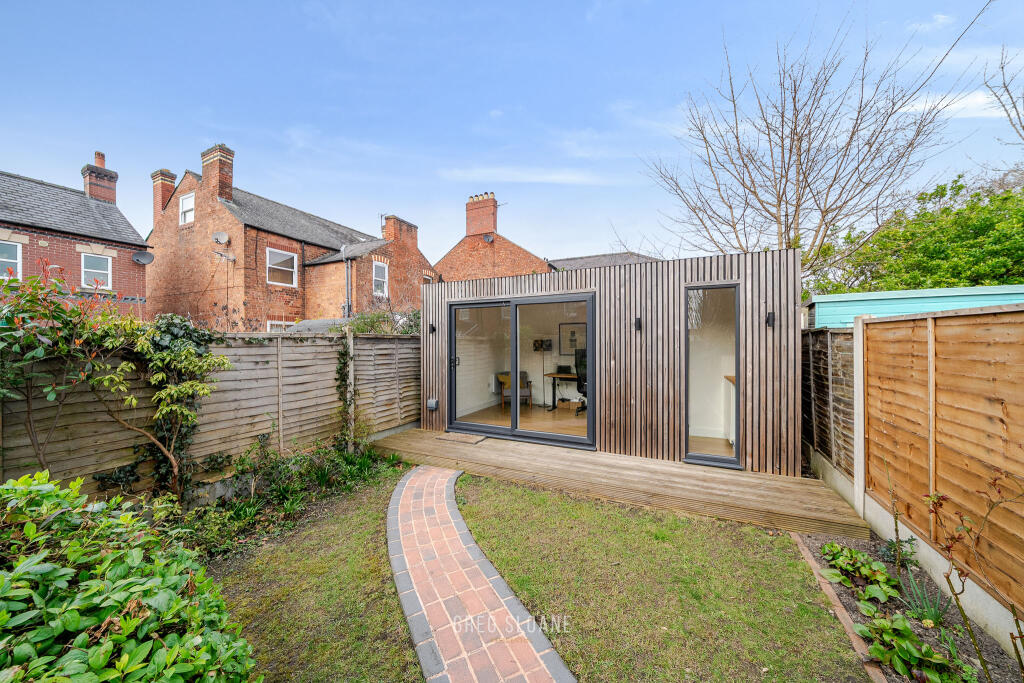 Garden and Office Studio Pod