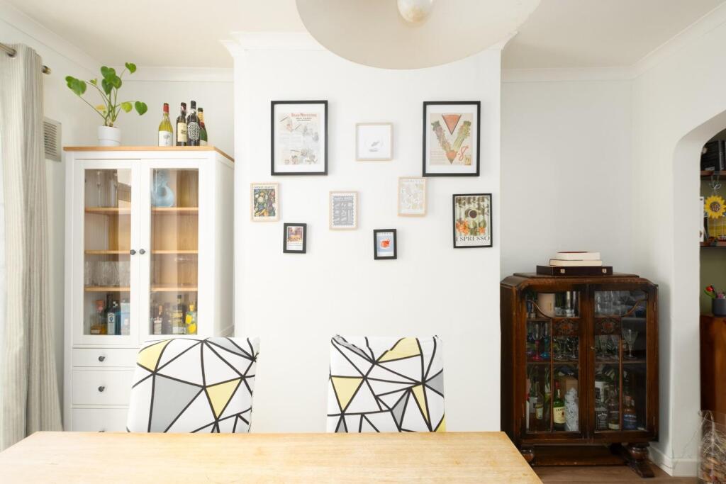 31 Battersea Road, BS5--10.jpg