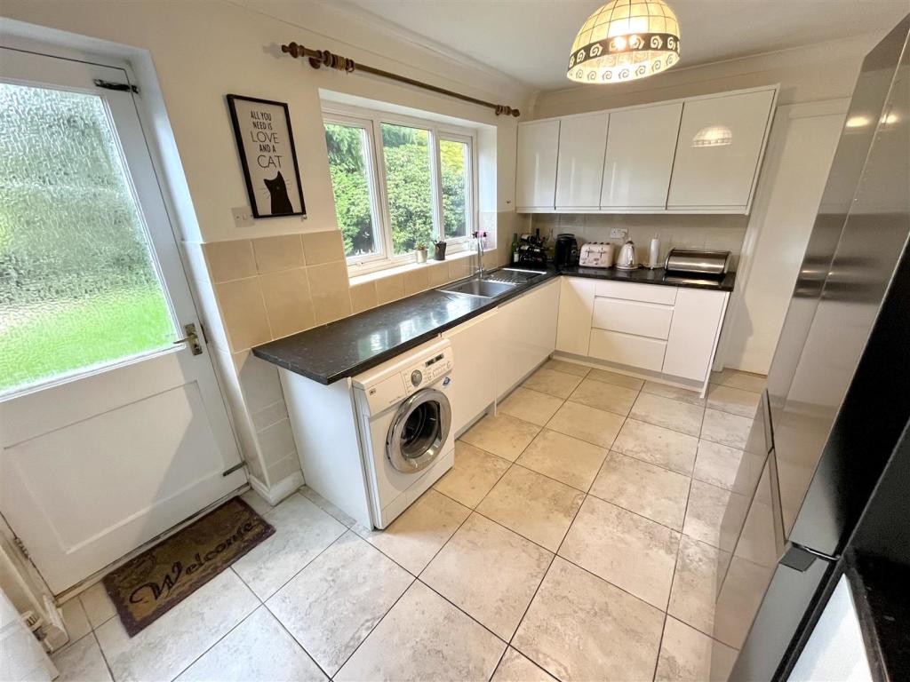 Kitchen Aspect 3.jpg