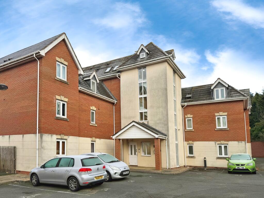 6 Mallory House, Hinckley