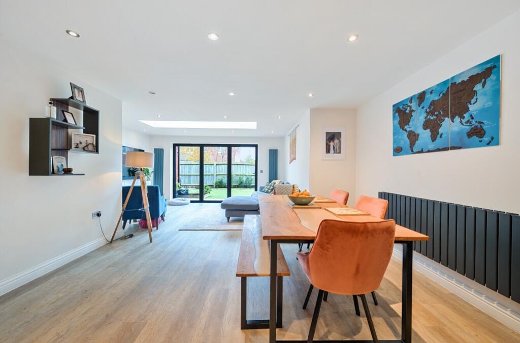 1380290-29-690e3cc99deab-ARW-1