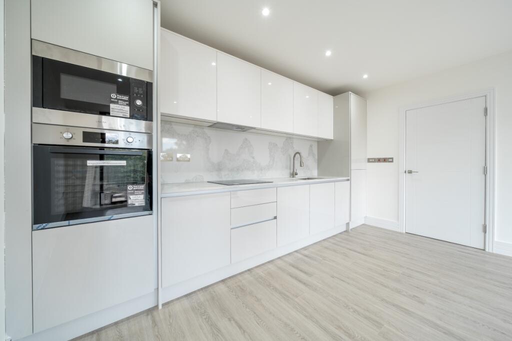 1356328-14-68c7fb...